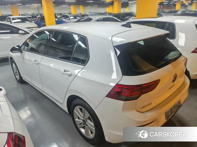 Volkswagen Golf 2021 Белый из Китая, фото 2