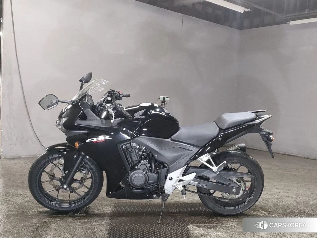 Проданный Honda CBR400R 2013 из Японии, фото 2