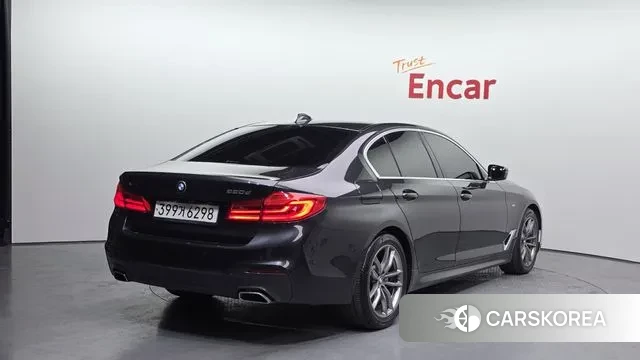 BMW 5 Series (G30) id 3656092 из Кореи 12