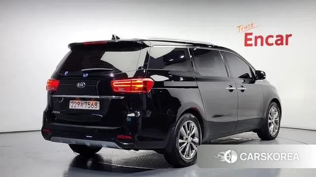 Kia The New Carnival id 3198032 из Кореи 12