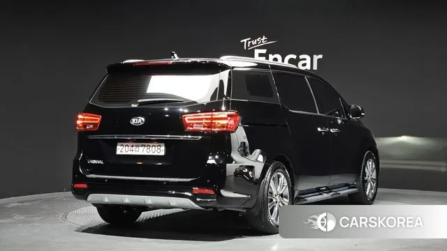 Kia The New Carnival id 3742042 из Кореи 12