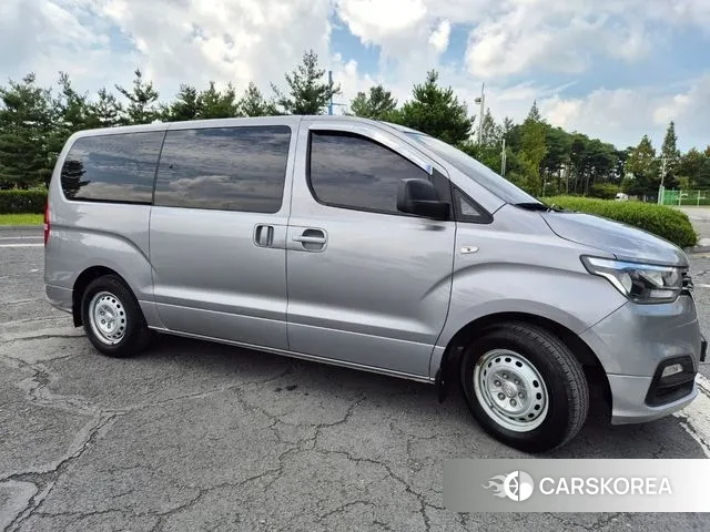 Hyundai The New Grand Starex id 3029528 из Кореи 9