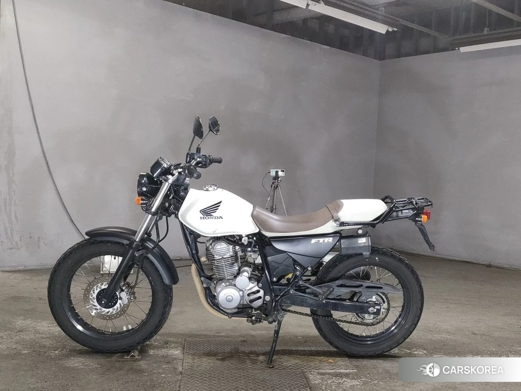 Проданный Honda FTR223 2016 из Японии