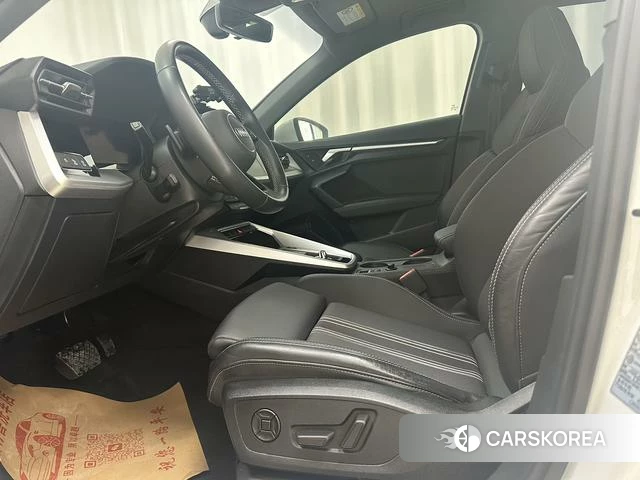 Audi A3 2023 Белый из Китая, фото 2