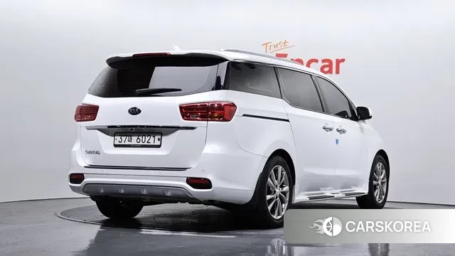 Kia The New Carnival id 3505419 из Кореи 12