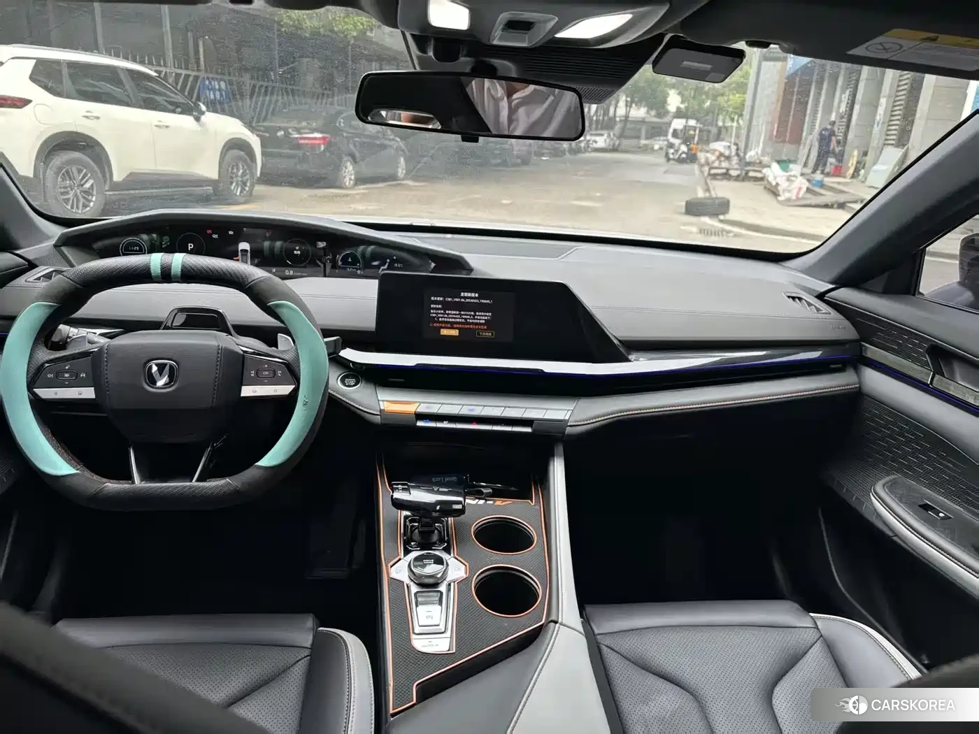 Chang'an Changan UNI-V 2022 Silver/gray из Китая, фото 5