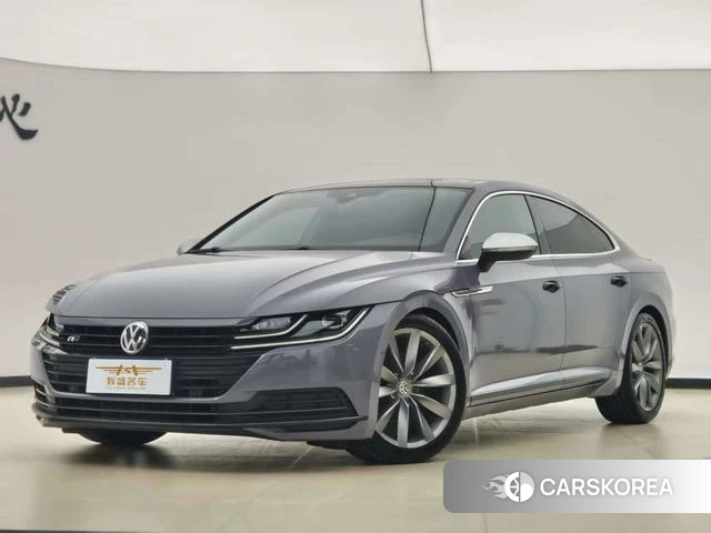 Volkswagen CC 2019 Серебристо-серый из Китая, фото 3