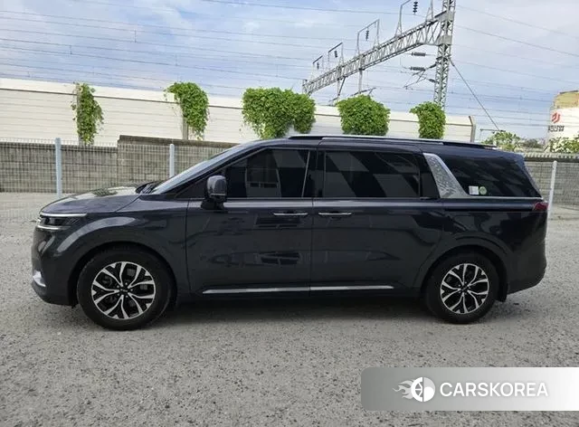 Kia Carnival 4th generation 2023 Серый из Кореи, фото 3