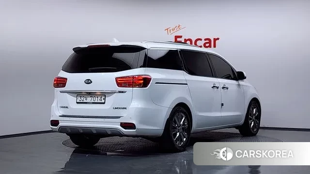 Kia The New Carnival id 3563300 из Кореи 12