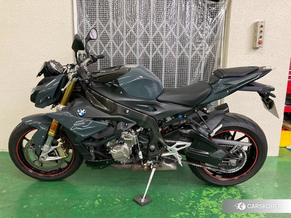 Проданный BMW S1000R 2017 из Японии