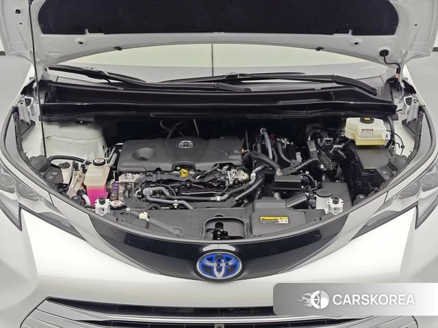 Toyota Saina id 4278225 из Китая 12