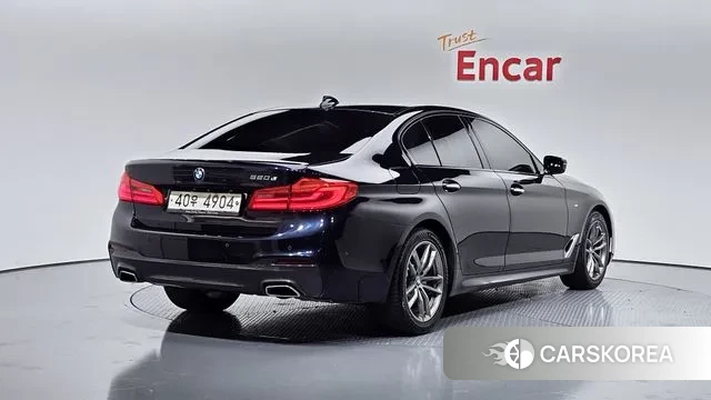 BMW 5 Series (G30) id 3449826 из Кореи 12