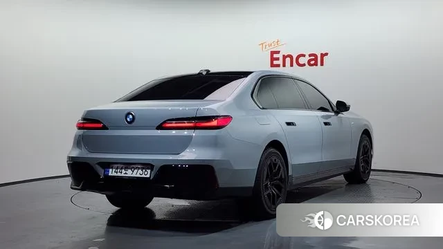 BMW 7 Series (G70) id 3026649 из Кореи 12