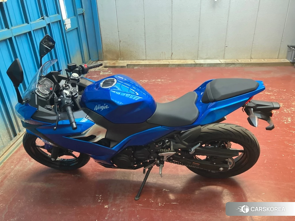 Проданный Kawasaki NINJA 250 2018 из Японии, фото 2