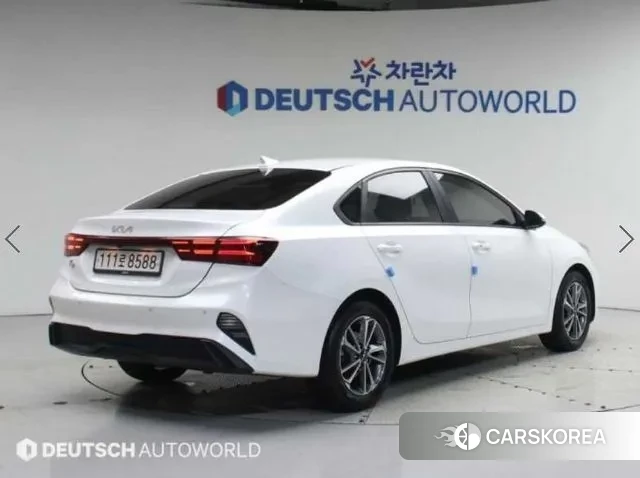 Kia The New K3 2nd generation 2021 Белый из Кореи, фото 2