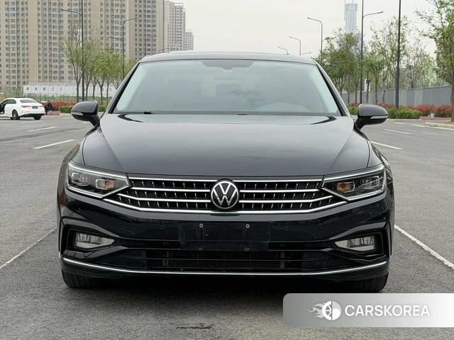 Volkswagen Magotan 2023 Черный из Китая, фото 2