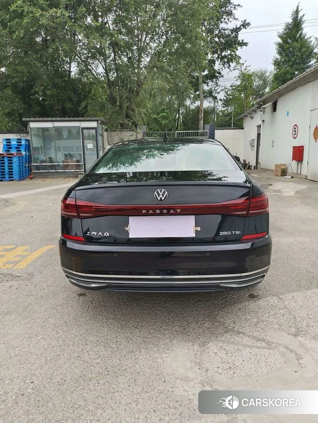 Volkswagen Passat 2022 Черный из Китая, фото 5