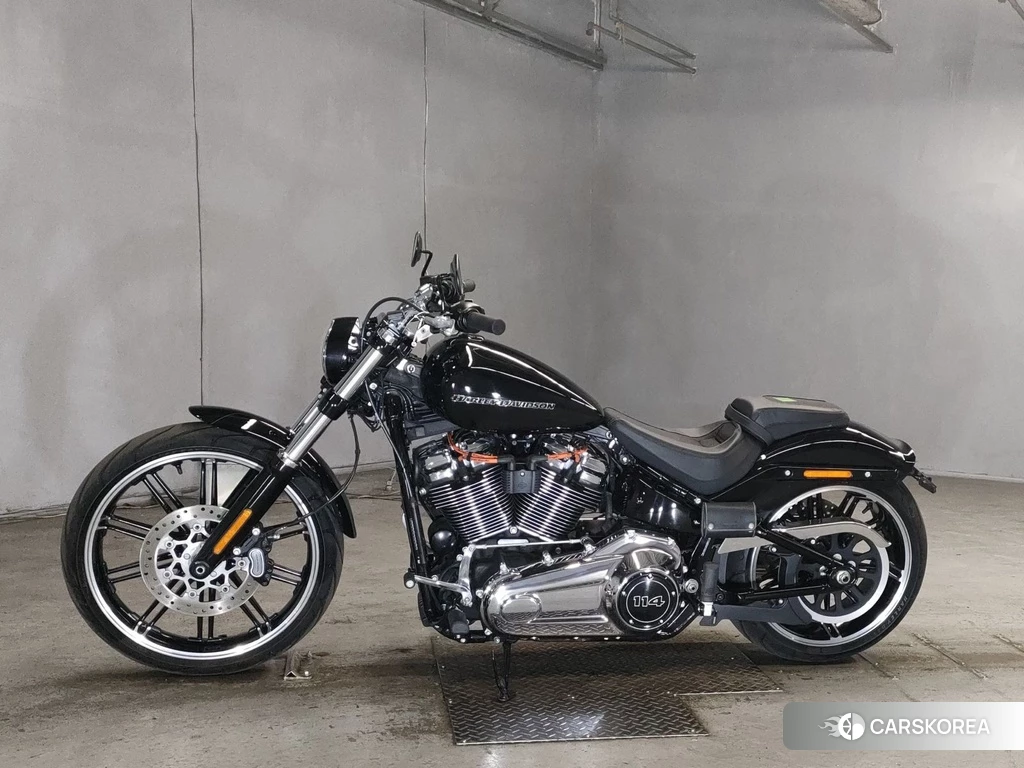 Проданный Harley-Davidson Softail Breakout FXBRS1868 2021 из Японии