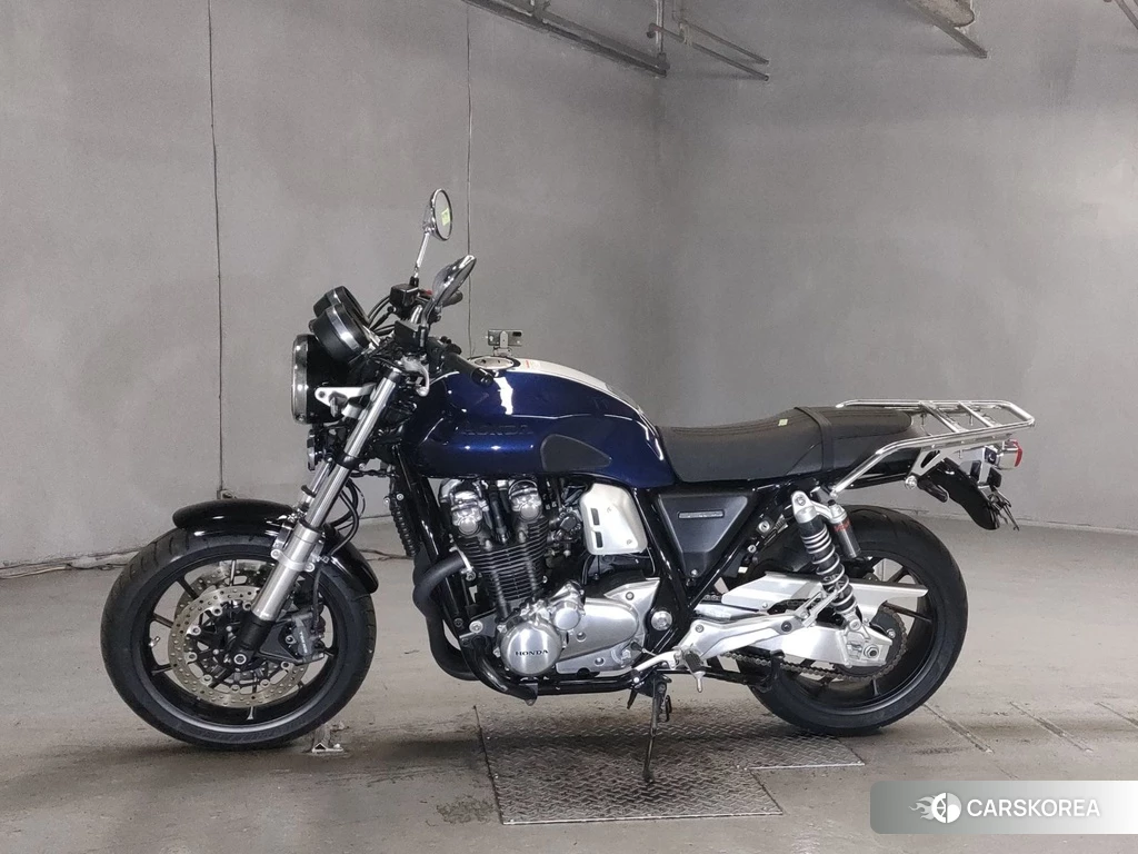 Проданный Honda CB1100RS 2019 из Японии, фото 2