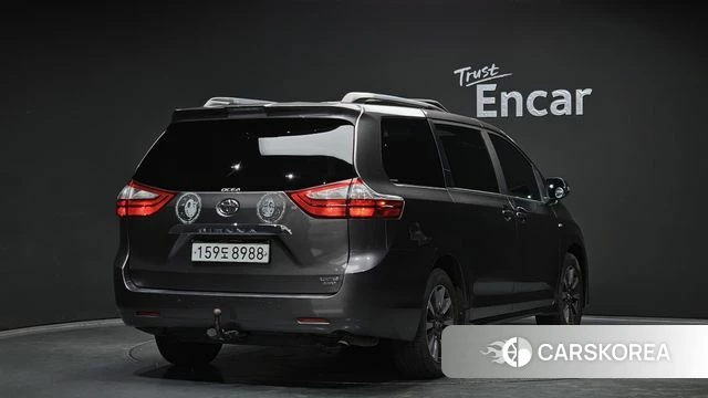 Toyota Sienna id 3942464 из Кореи 12