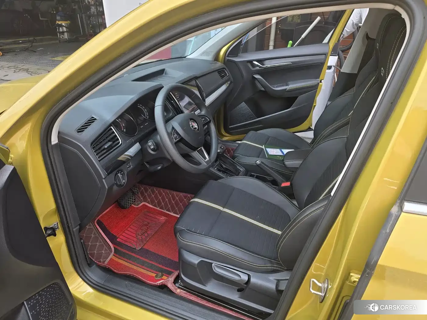 Skoda Kamiq 2021 Yellow/orange из Китая, фото 2