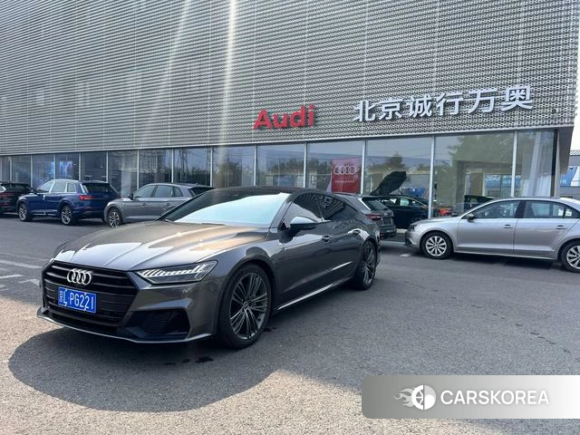 Audi A7 2024 Темно-серый из Китая, фото 3