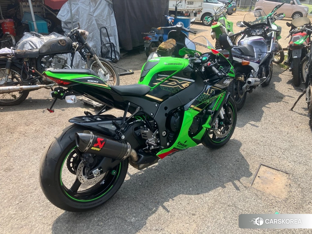 Проданный Kawasaki ZX-10R NINJA KRT 2021 из Японии, фото 2