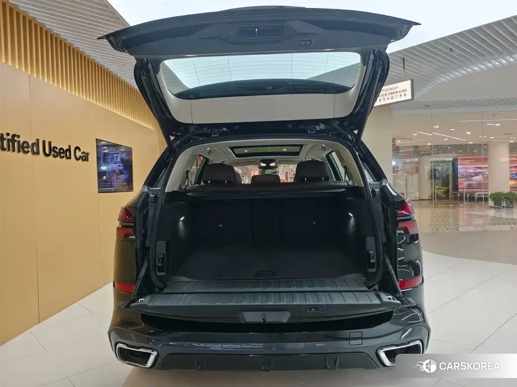 BMW X5 2025 Черный из Китая, фото 2