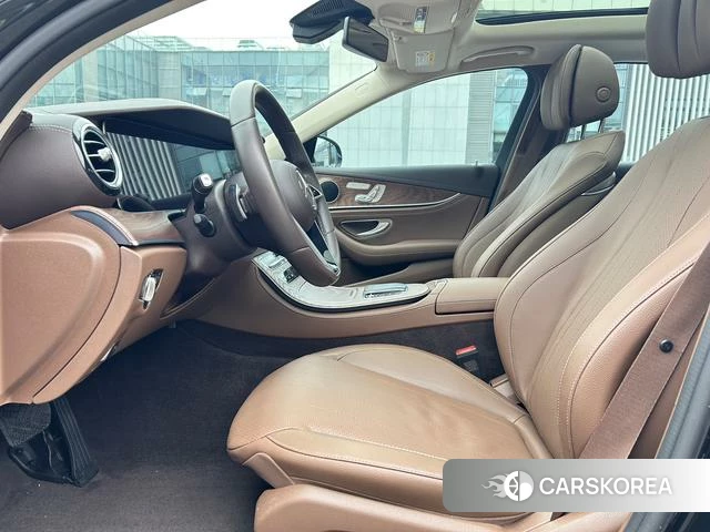 Mercedes-Benz E-class id 4264909 из Китая 12