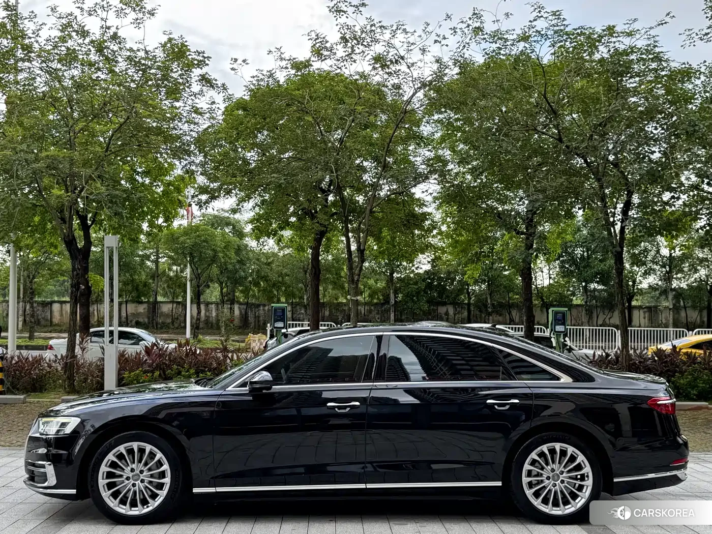 Audi A8 2020 Черный из Китая, фото 5