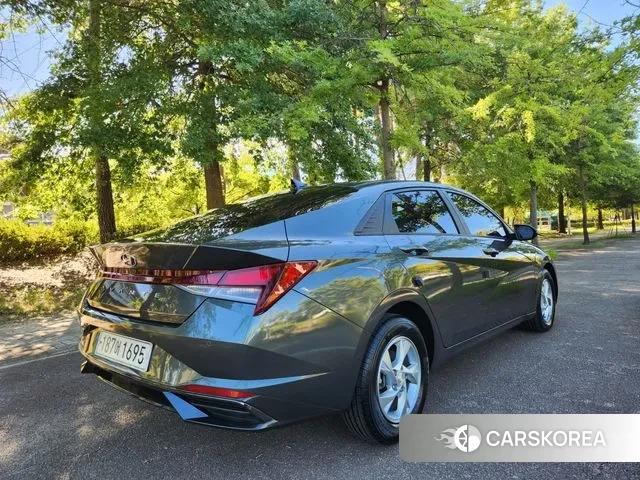 Hyundai Avante (CN7) id 3098183 из Кореи 12