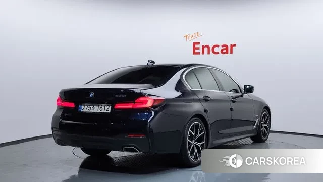 BMW 5 Series (G30) id 3355721 из Кореи 12