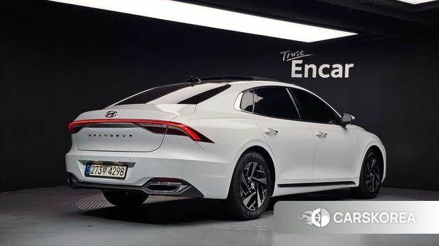 Hyundai The New Grandeur IG Hybrid id 4656726 из Кореи 12