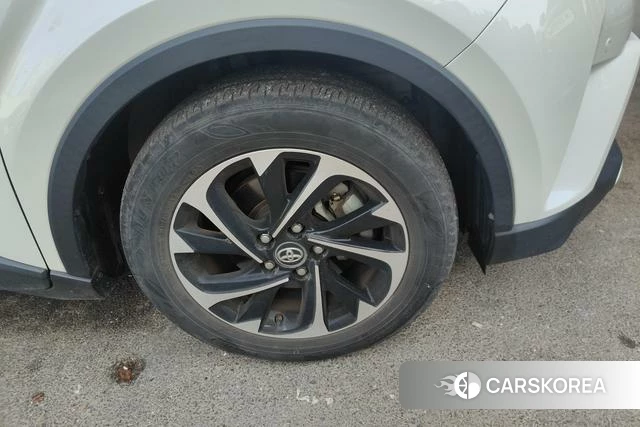 Toyota IZOA id 4306825 из Китая 9