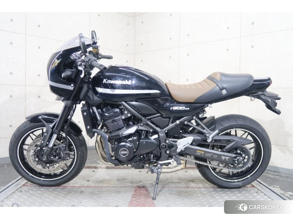 Проданный Kawasaki Z900RS CAFE 2021 из Японии, фото 2