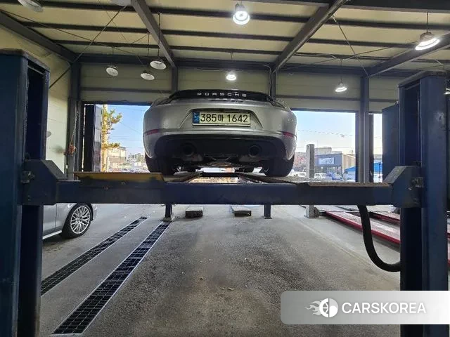 Porsche 718 Boxster 2021 Белый из Кореи, фото 2