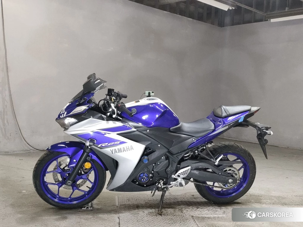 Проданный Yamaha YZF-R25 2015 из Японии