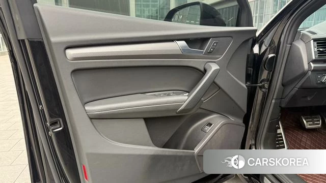 Audi Q5L id 4314516 из Китая 10