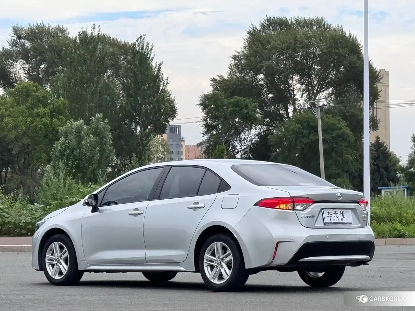 Toyota Levin id 4589497 из Китая 12
