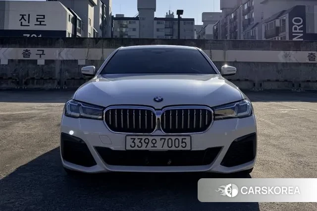 BMW 5 Series (G30) id 3607176 из Кореи 11