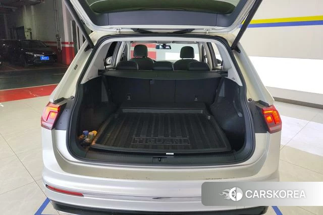 Volkswagen Tiguan L id 4212260 из Китая 9