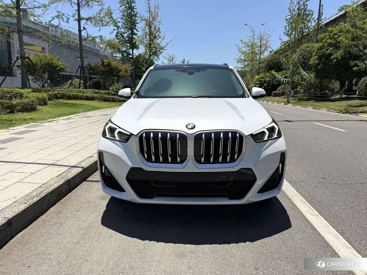 BMW X1 2024 Белый из Китая, фото 2