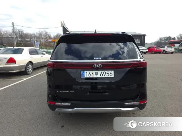 Kia Carnival 4th generation 2021 Черный из Кореи, фото 6