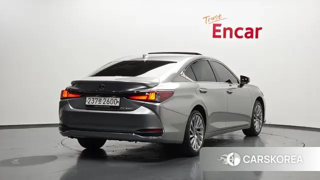Lexus ES300h 7th generation id 3538688 из Кореи 12