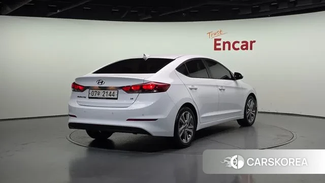 Hyundai Avante AD id 3418227 из Кореи 12