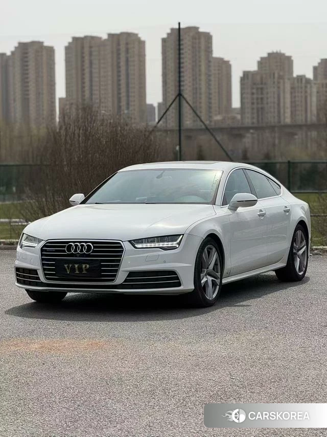 Audi A7 2018 Белый из Китая, фото 2