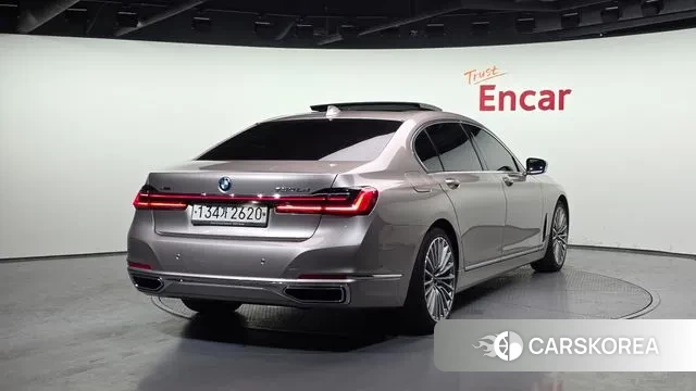 BMW 7 Series (G11) id 3686826 из Кореи 12