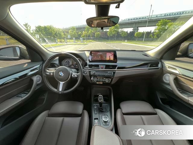 BMW X1 2021 Темно-серый из Китая, фото 2