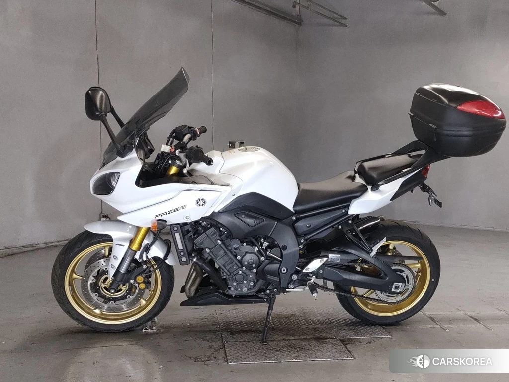 Проданный Yamaha FZ8-S 2012 из Японии