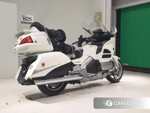 Проданный Honda GL1800 2014 из Японии